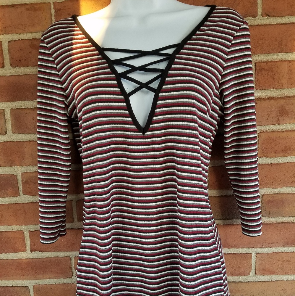 Deep V Strappy 3/4 Sleeve